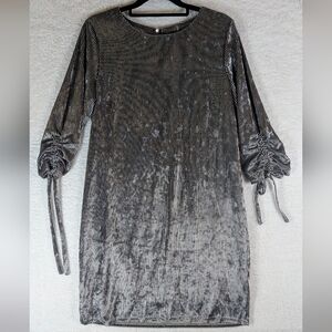 672-Mishmash Elegant Silver Velvet‎ Dress